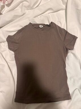 GARAGE basic light brown tee shirt